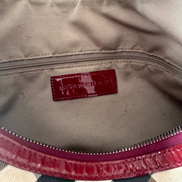 Large Burberry bag. - Picture 12 of 12